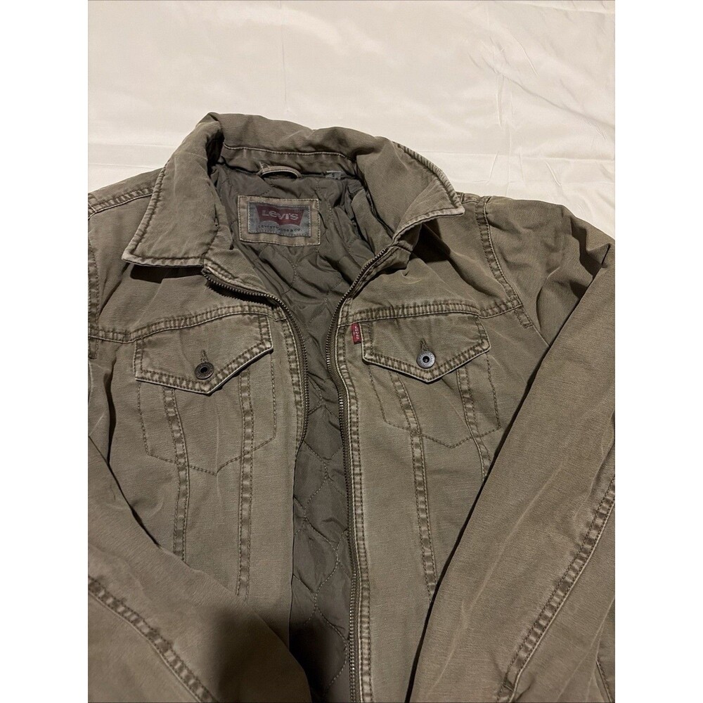 Levi’s Women’s Olive Green Quilted Lined Trucker Jacket Size Small
